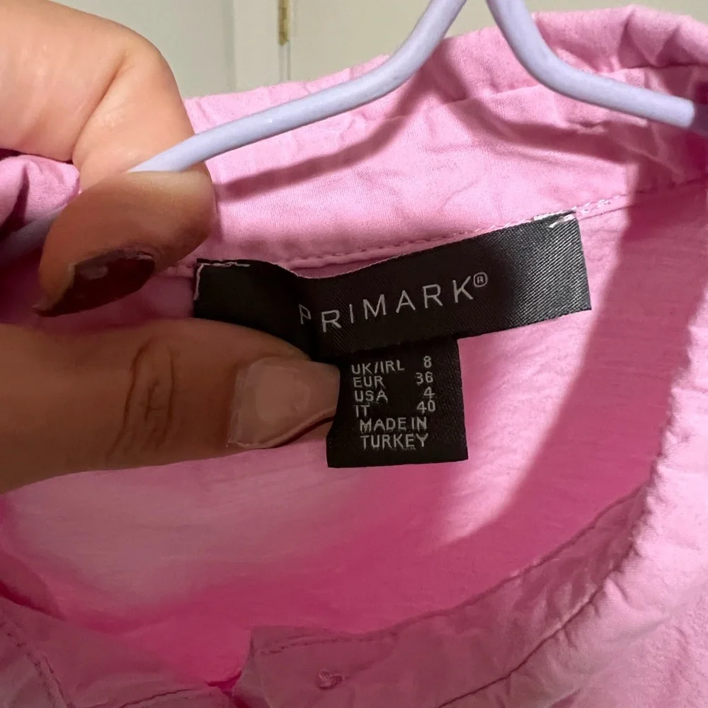 Pink button up - Picture 3 of 3